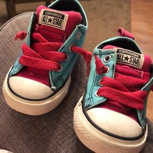 Size 5 toddler girls converses